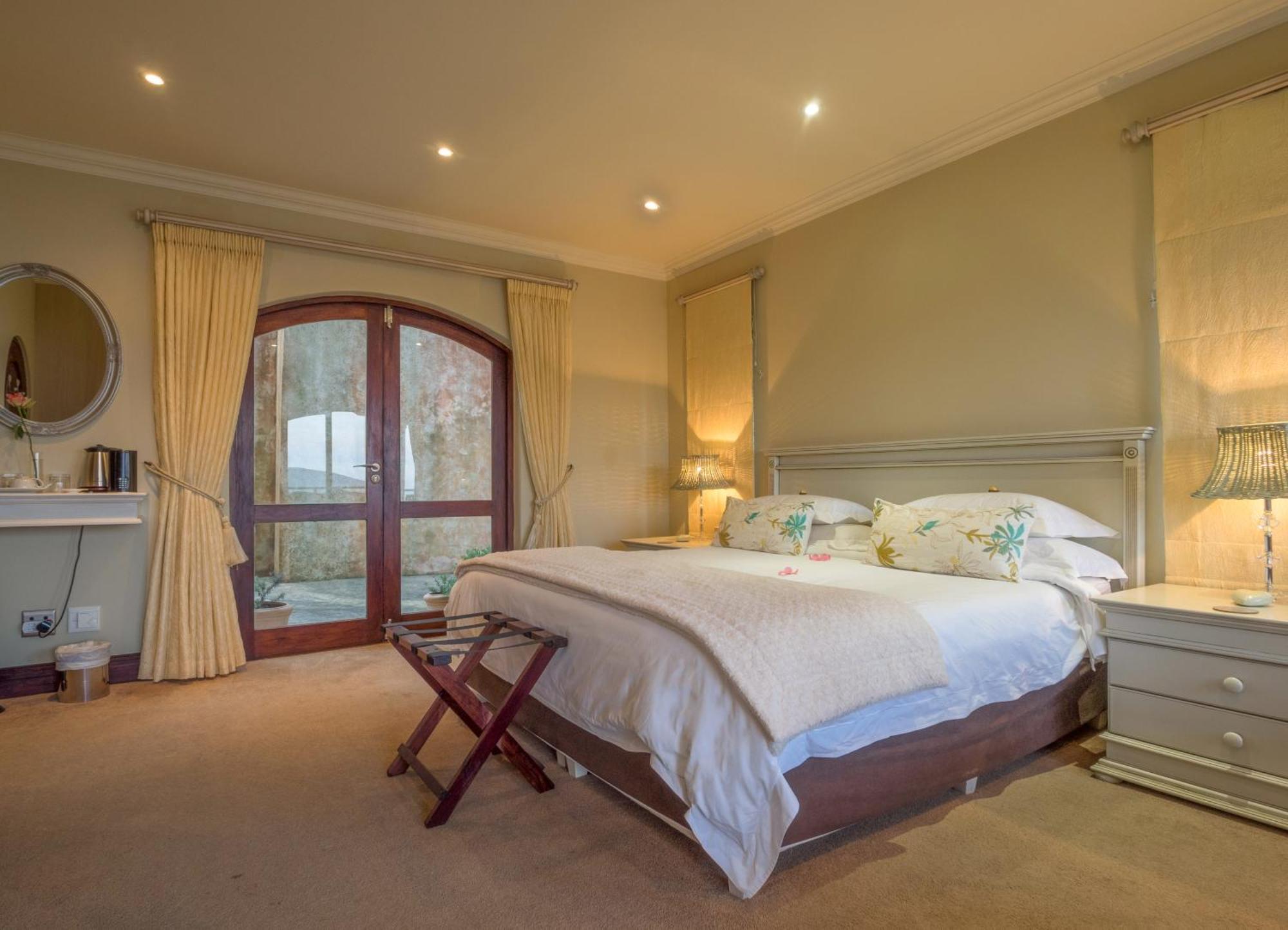Villa Paradisa Guest House Knysna Rum bild