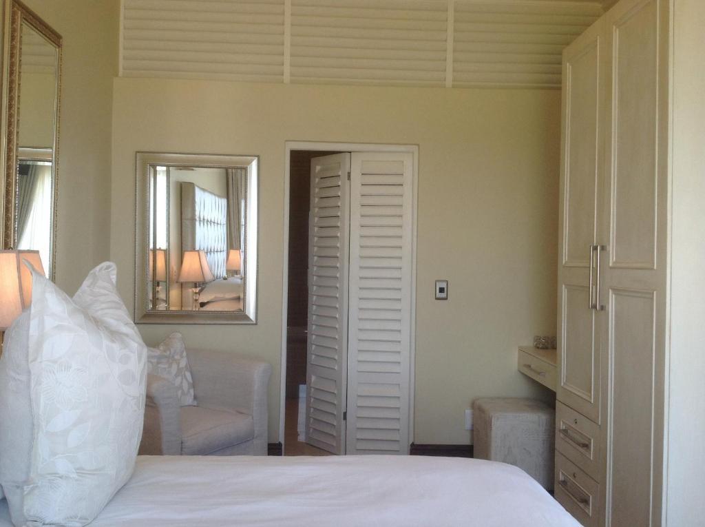 Villa Paradisa Guest House Knysna Rum bild